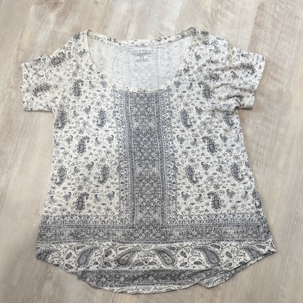Lucky Brand Paisley Print Short Sleeve Top - Cream and Gray